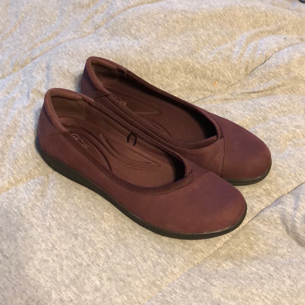 bass plum purple flats